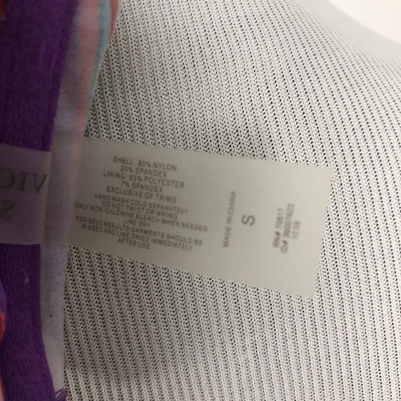 Victoria's Secret Strapless Twist Bikini Top Stripe Colorful Small - Picture 10 of 10